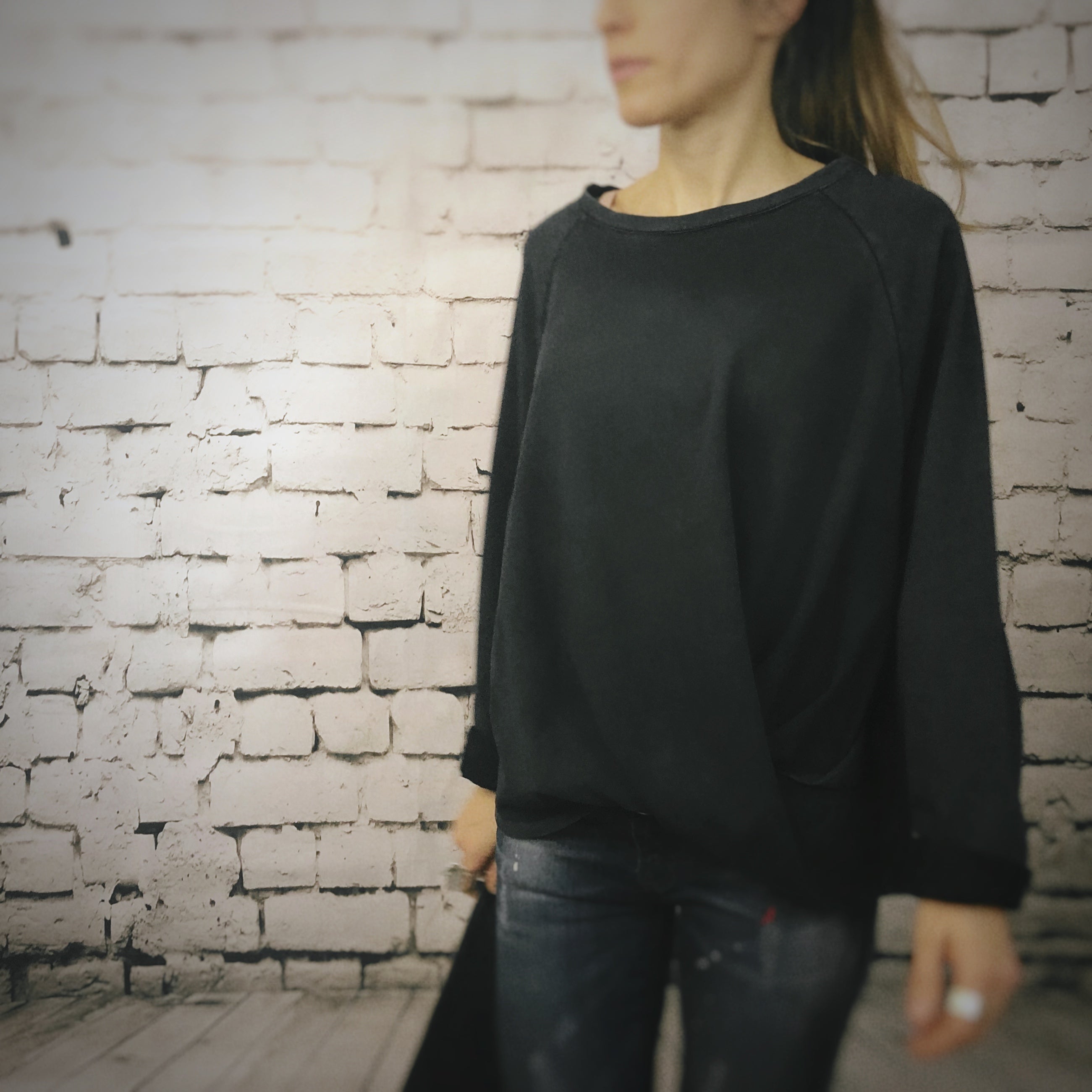 Front Twist Pleated Shirt